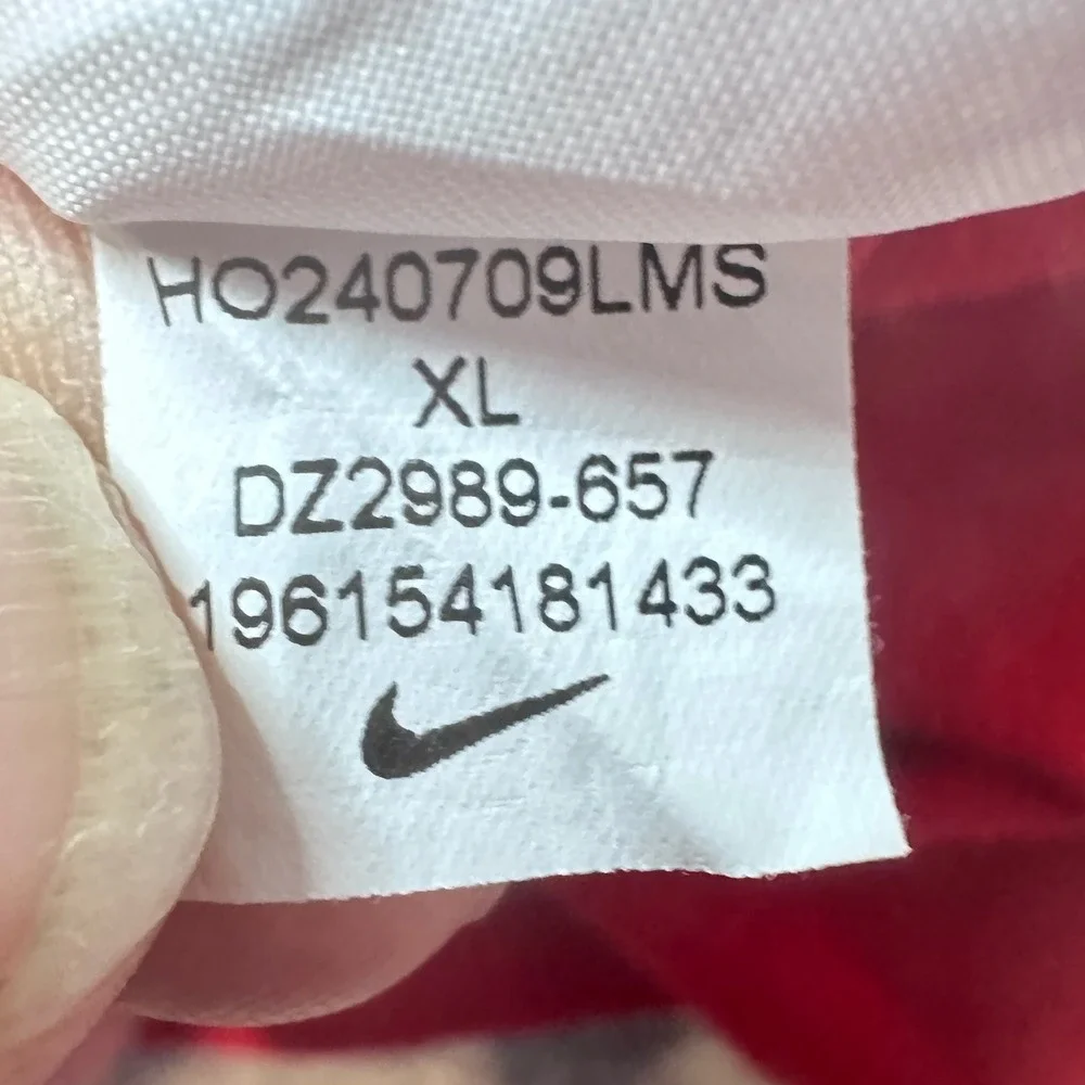 Nike T-Shirt Mens XL Red Just Do It Graphic Short Sleeve Cotton DZ2989-657 Tee